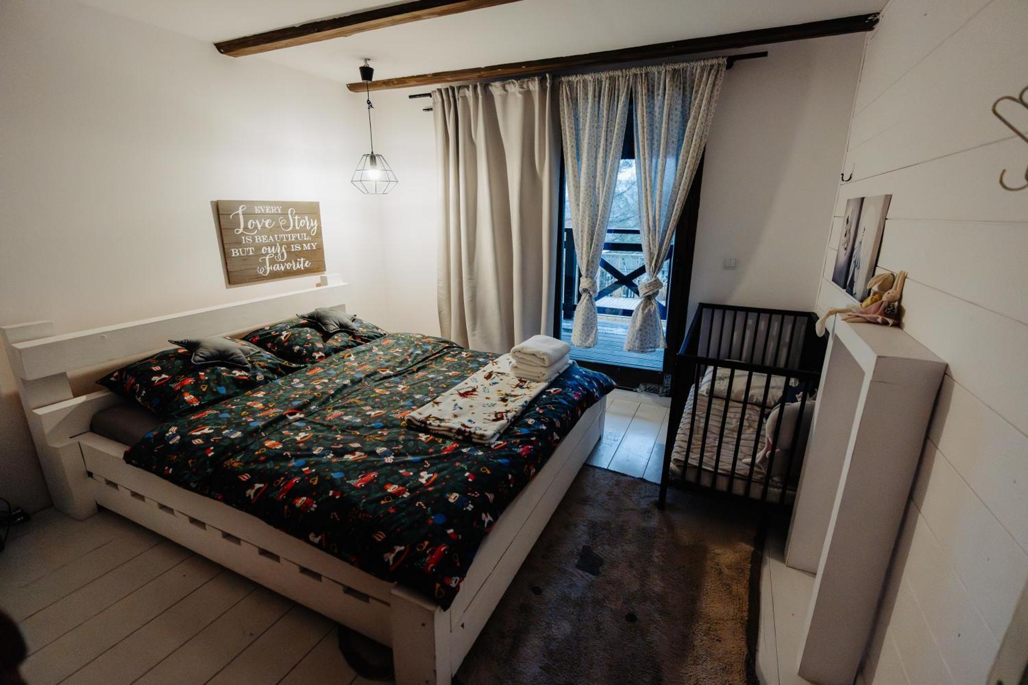 איסטבנה Fabryka Snow Loft W Sercu Beskidow מראה חיצוני תמונה