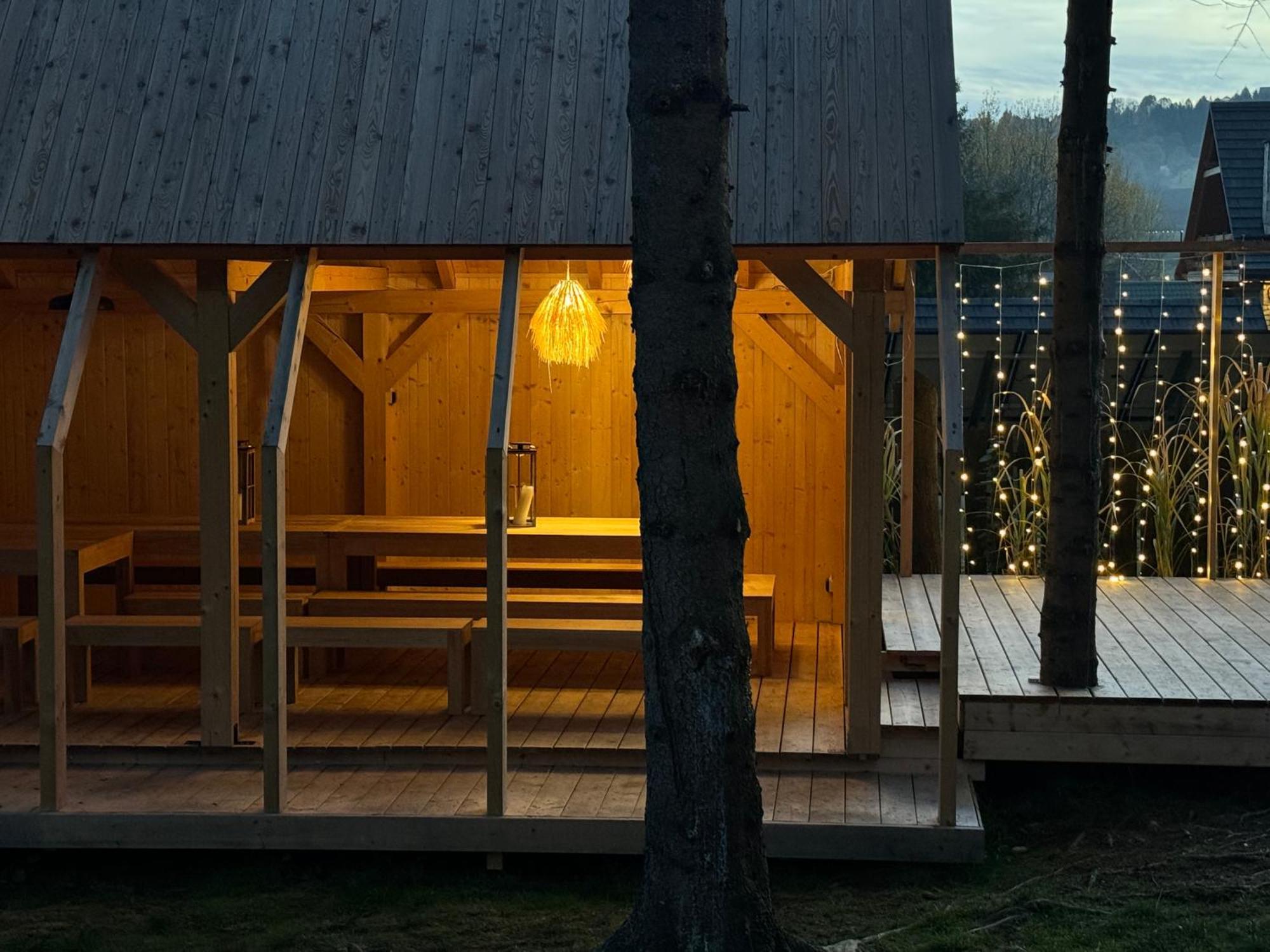 איסטבנה Fabryka Snow Loft W Sercu Beskidow מראה חיצוני תמונה