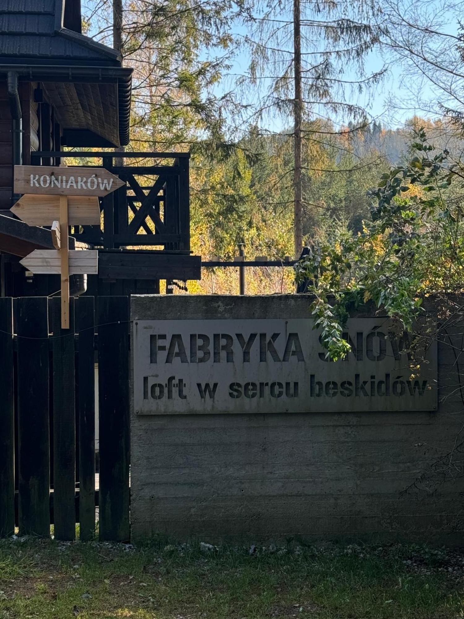 איסטבנה Fabryka Snow Loft W Sercu Beskidow מראה חיצוני תמונה
